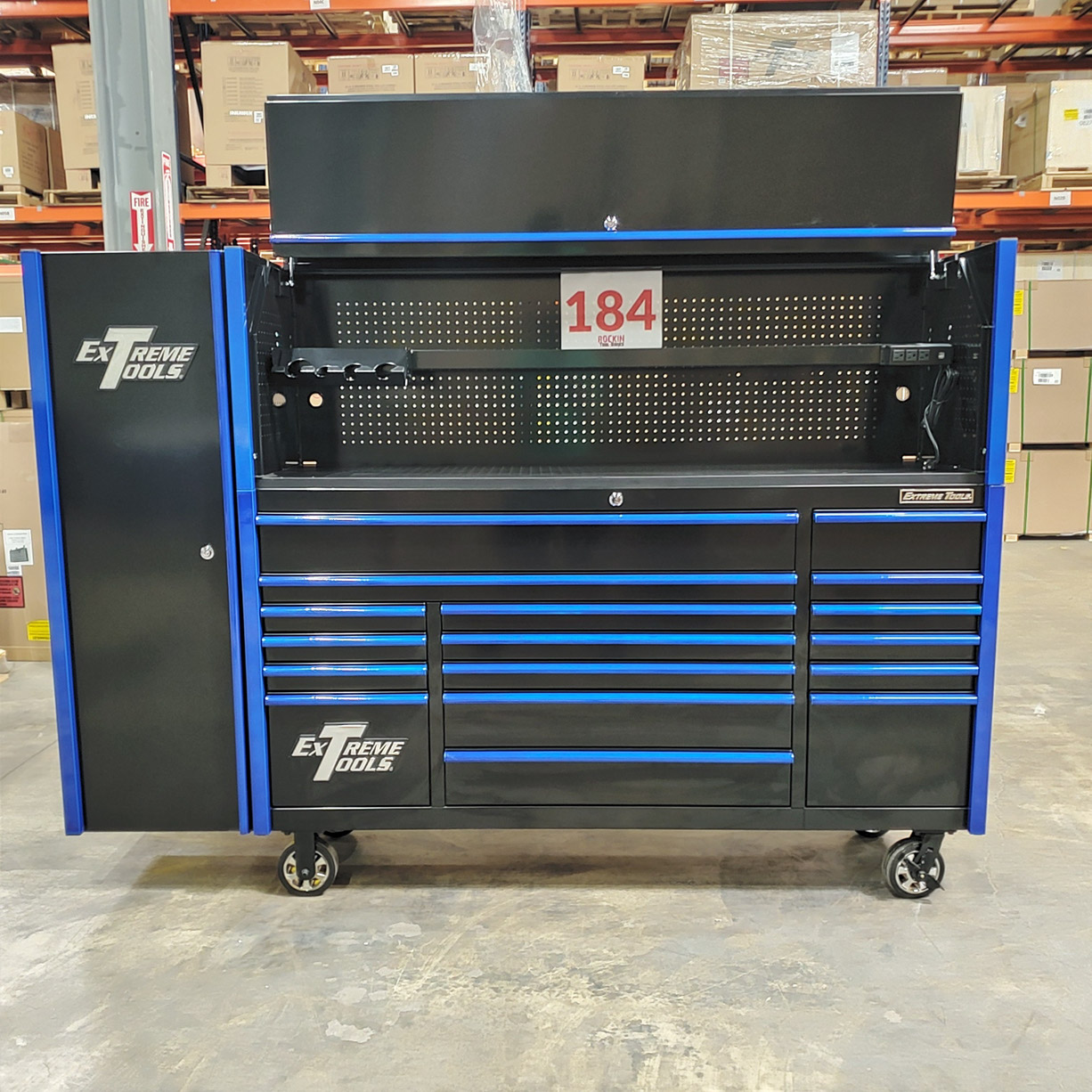 Extreme Tools 72 DX Series 17-Drawer Roller Cabinet w/Hutch - Blue w/Black  Drawer Pulls