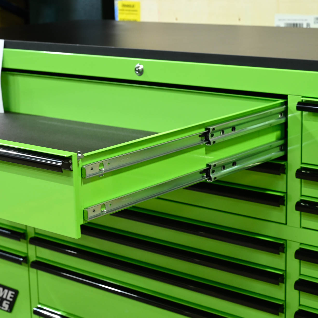 Scratch and Dent SD205-RX723019RCGNBK - Green Black - RockinToolboxes-06